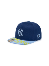 MEGABEAR SNAP BACK