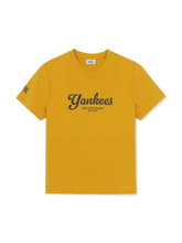 Vintage Sportive Cursive T-shirt
