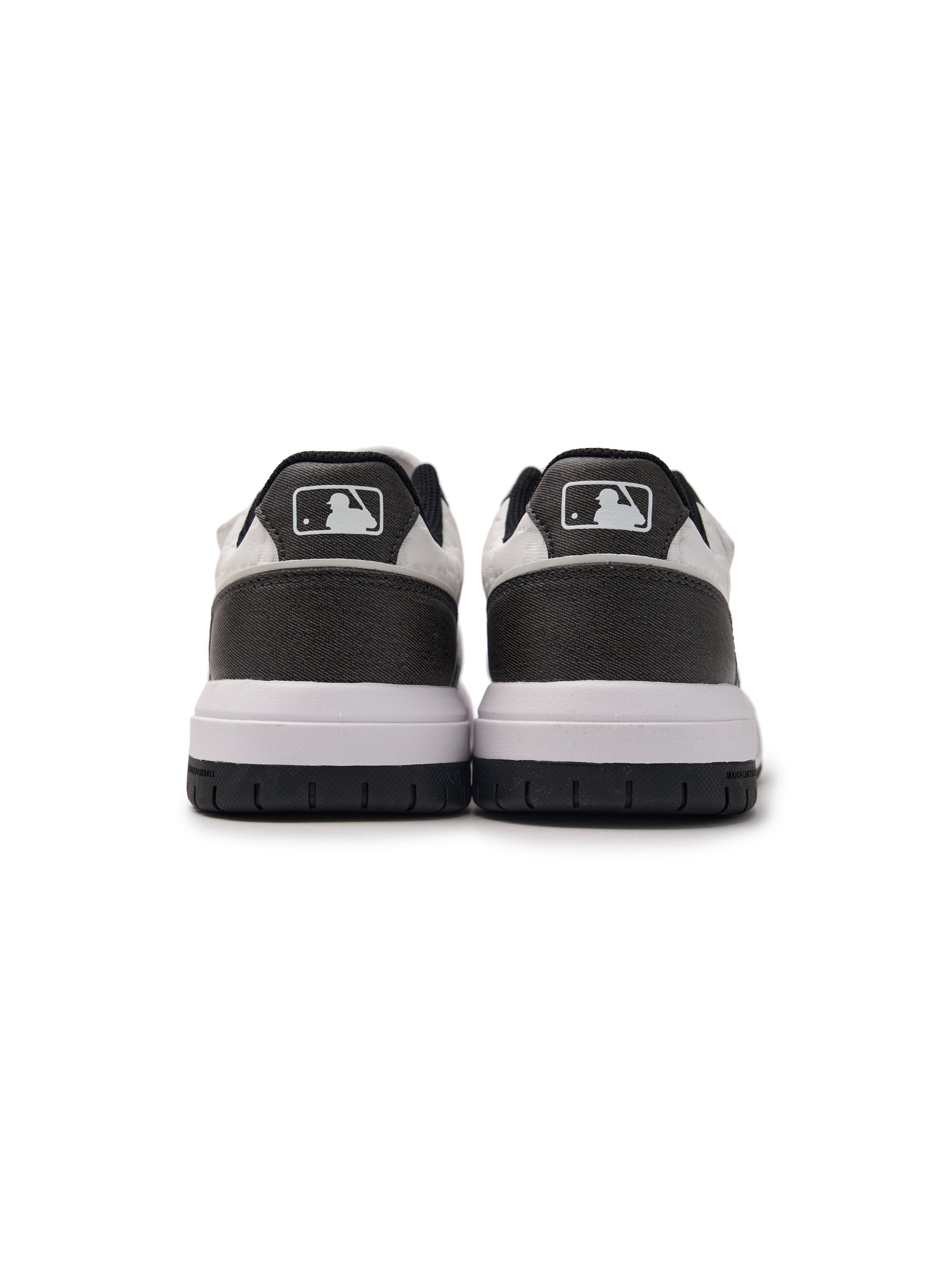Chunky Liner Embo Denim Monogram Junior