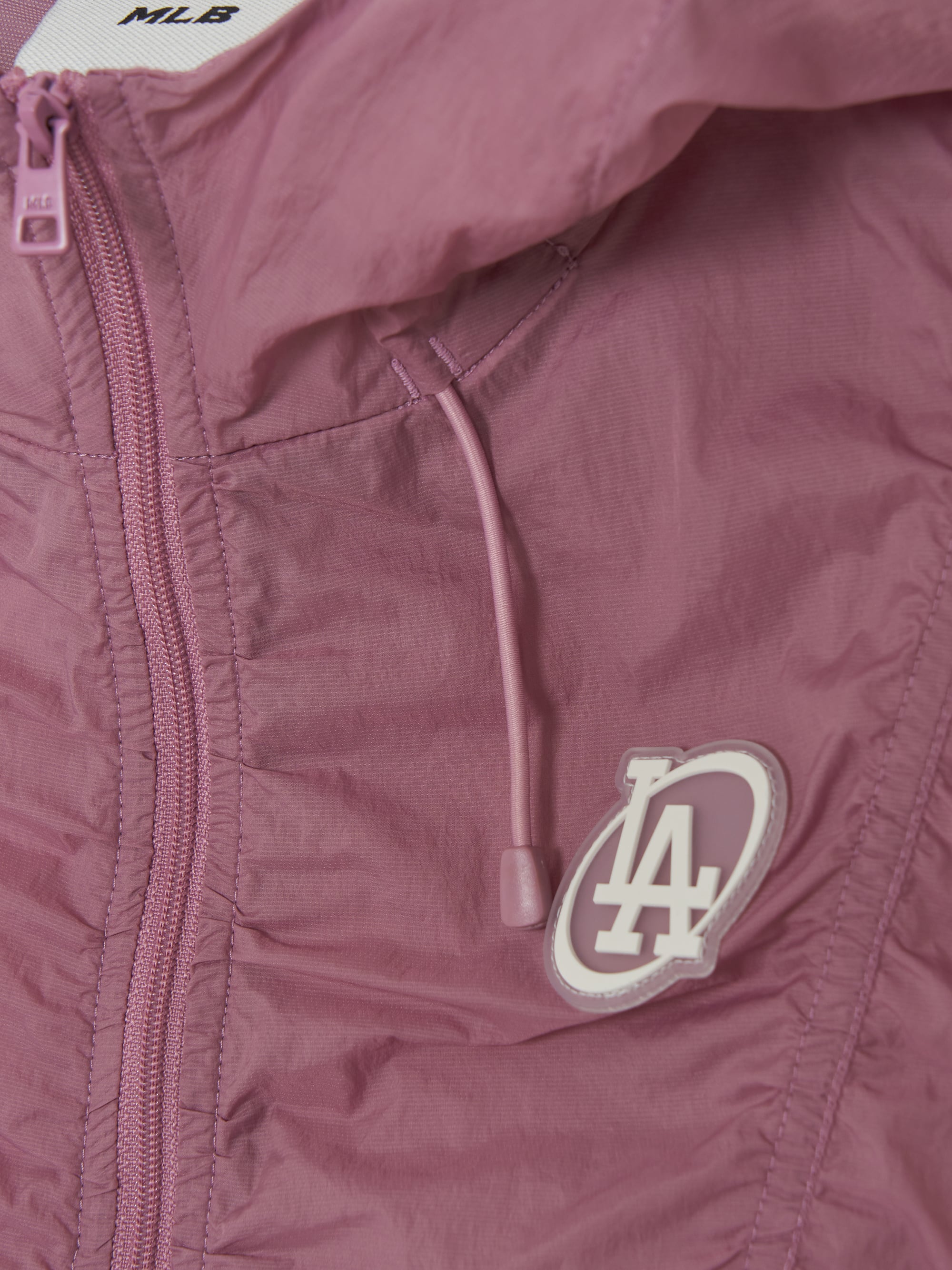 Women's Sportive Short Sleeve Windbreaker