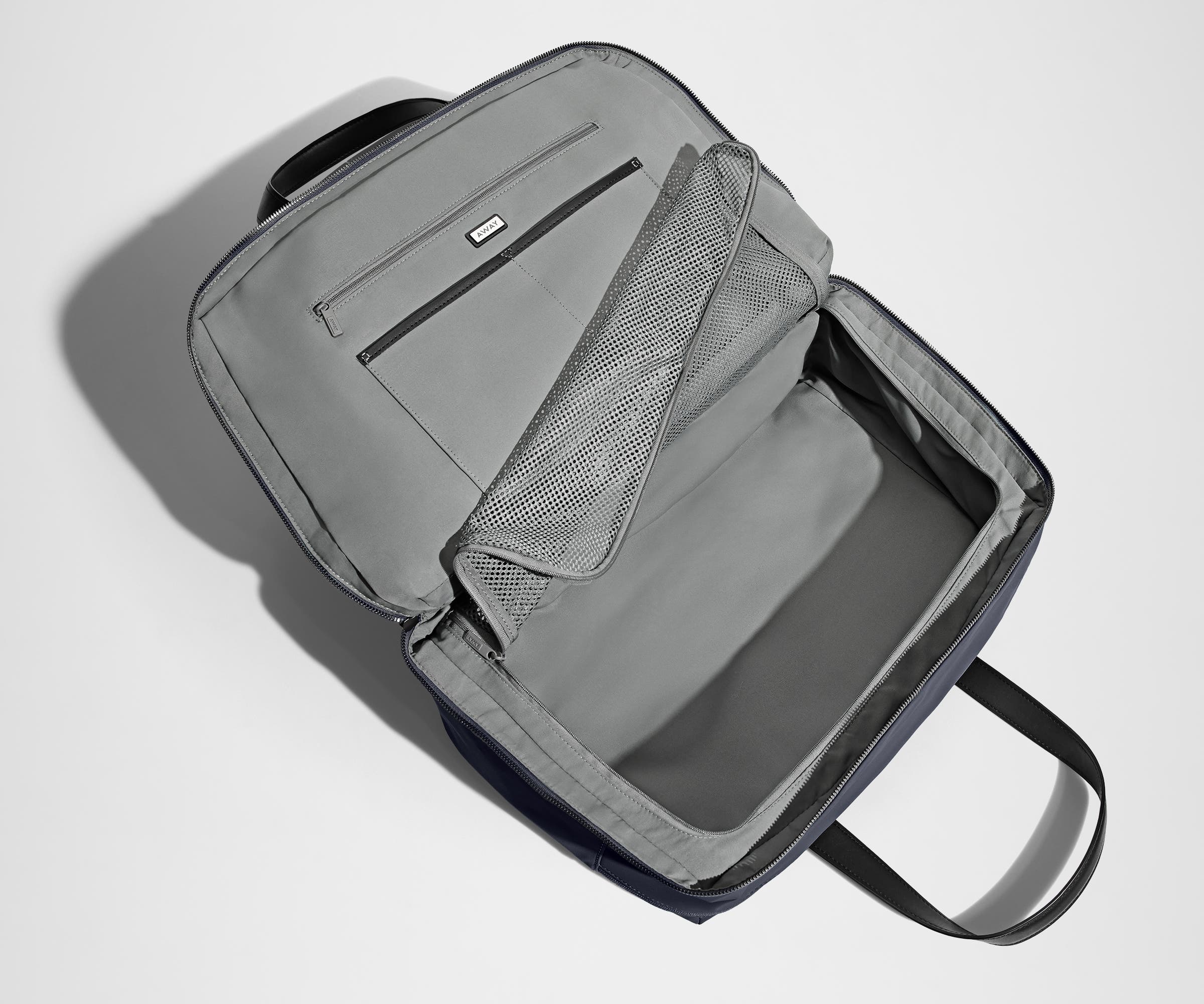 The Overnight Bag in Navy Blue
