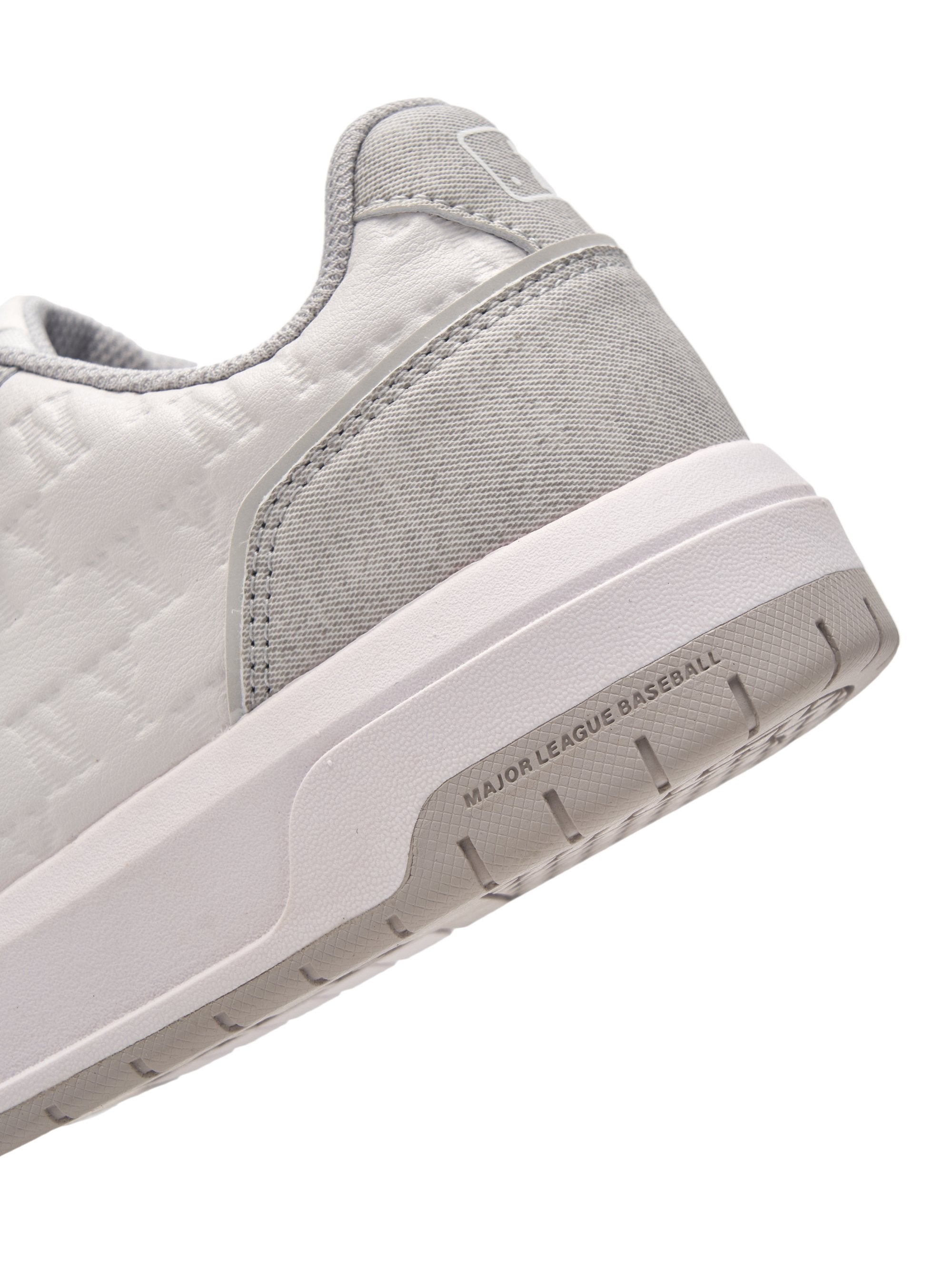 Chunky Liner Embo Denim Monogram Junior