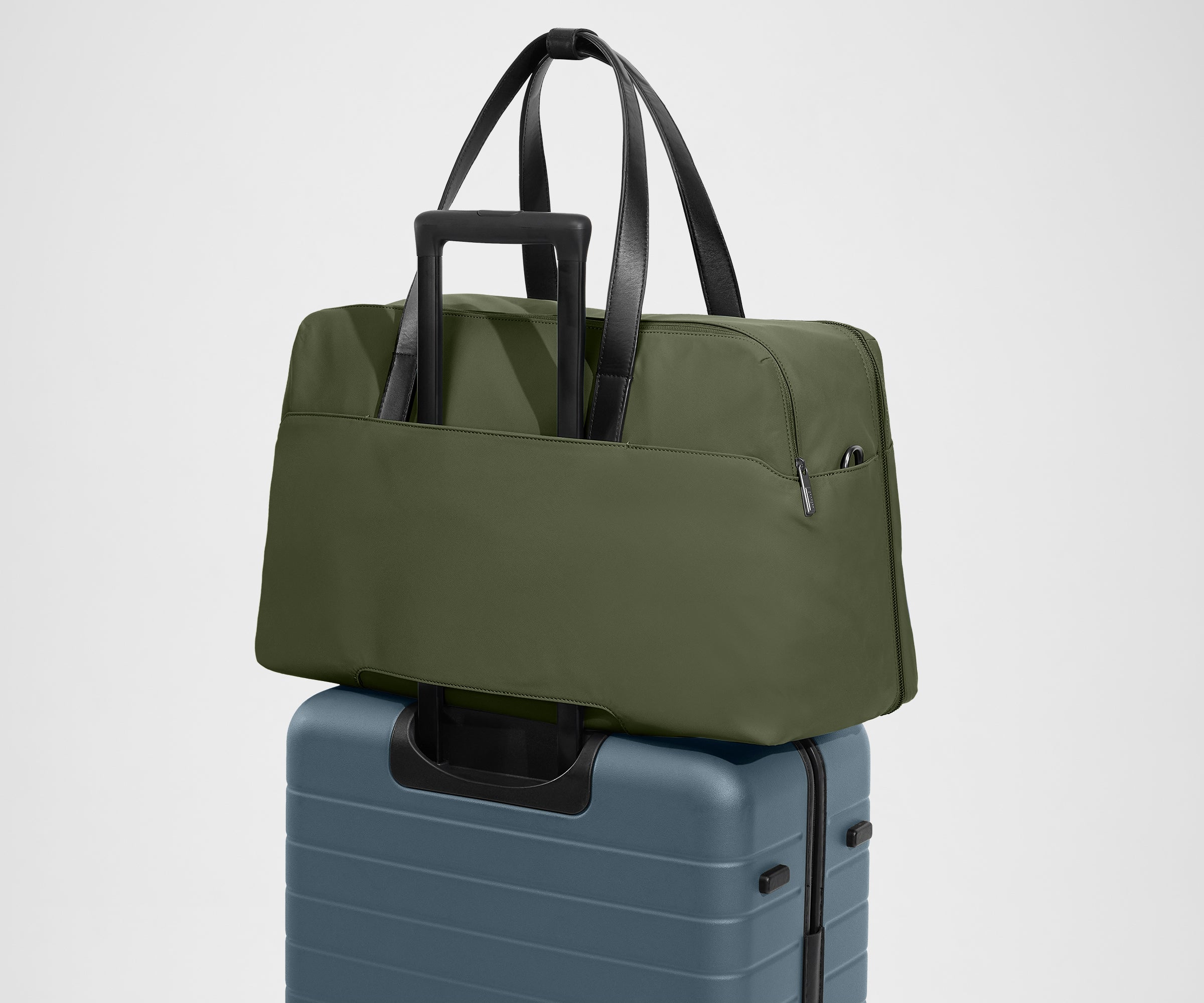 The Weekender in Olive Green