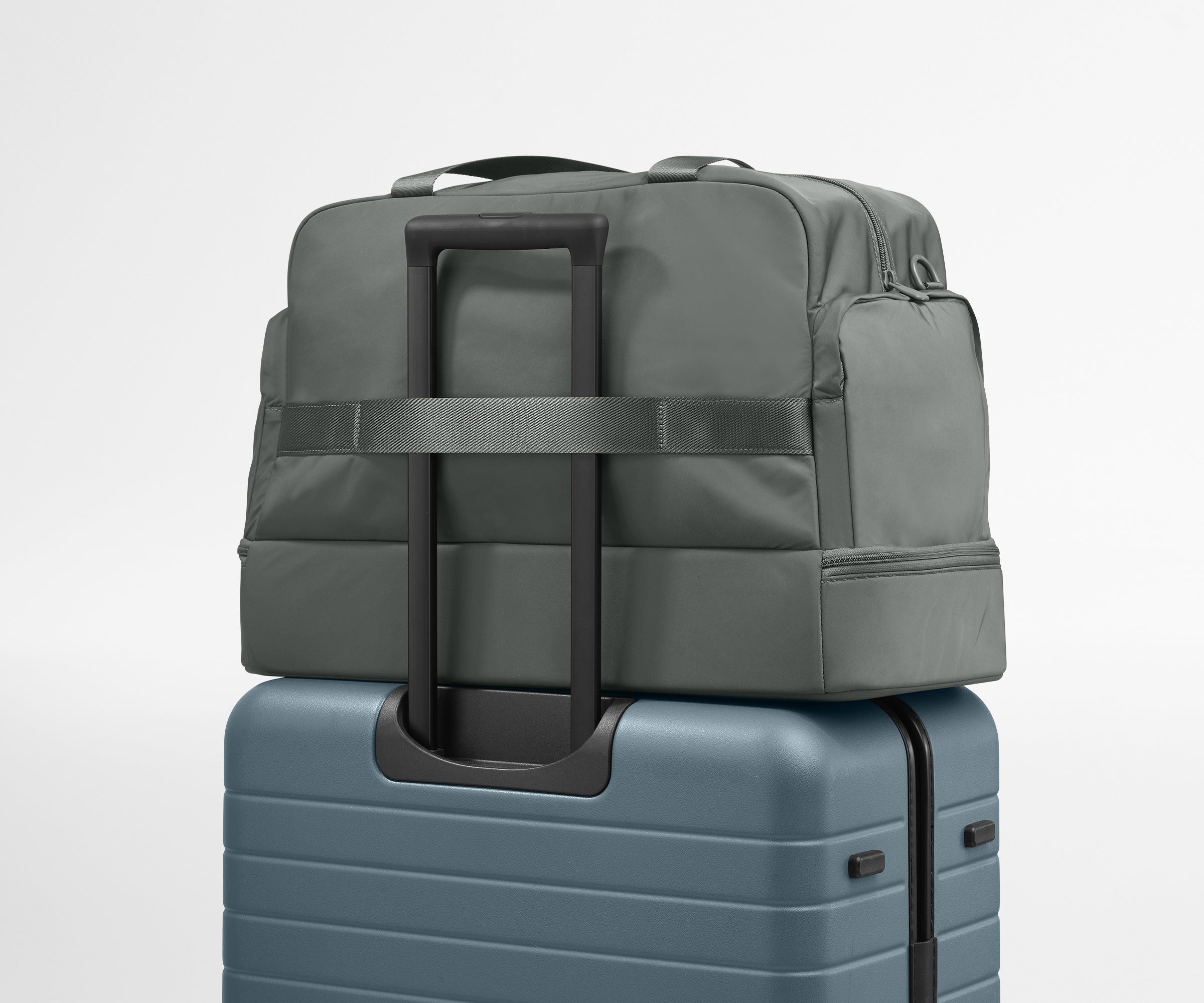 Featherlight Weekender in Nordic Gray