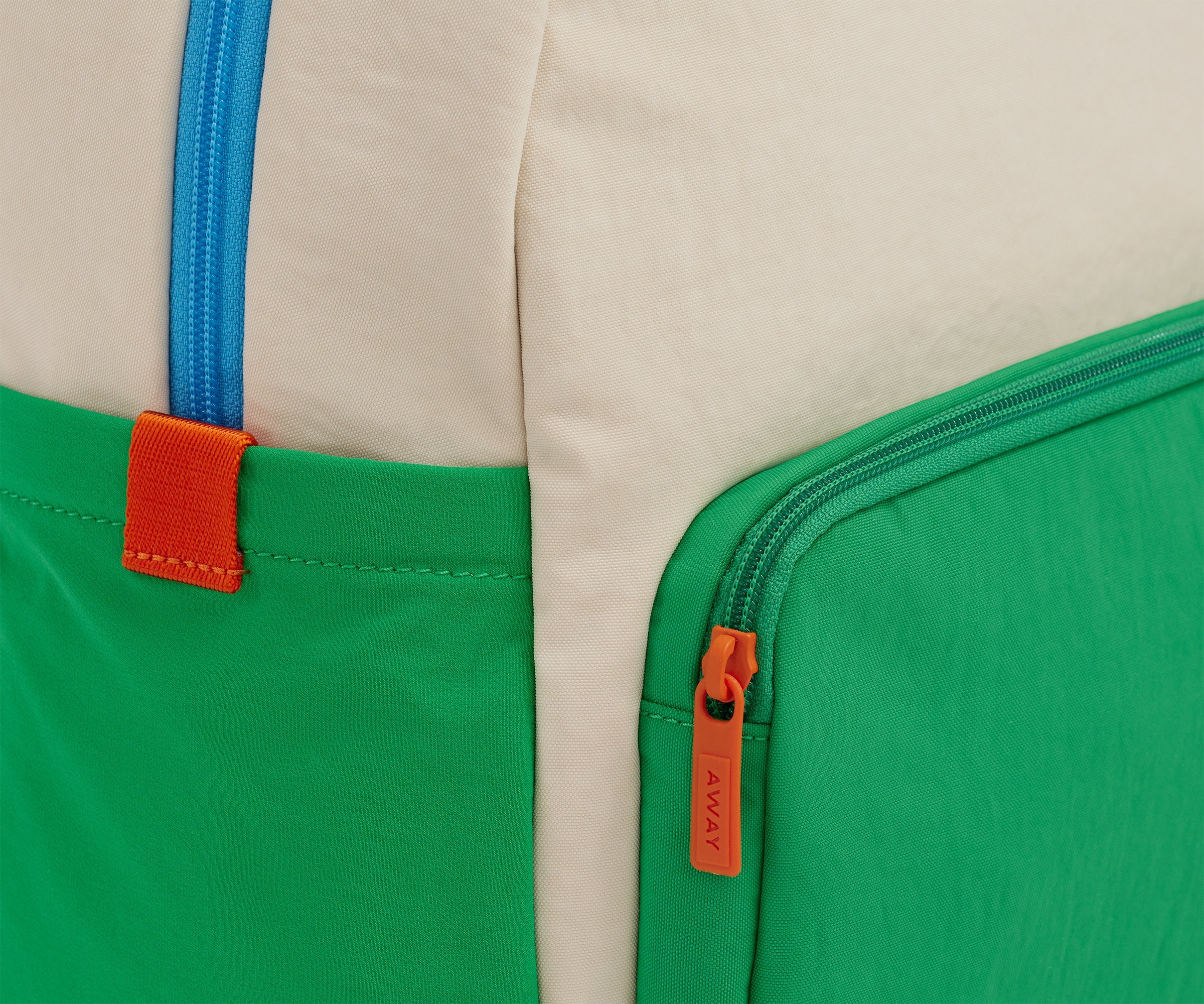 Kids Backpack in Marshmallow White